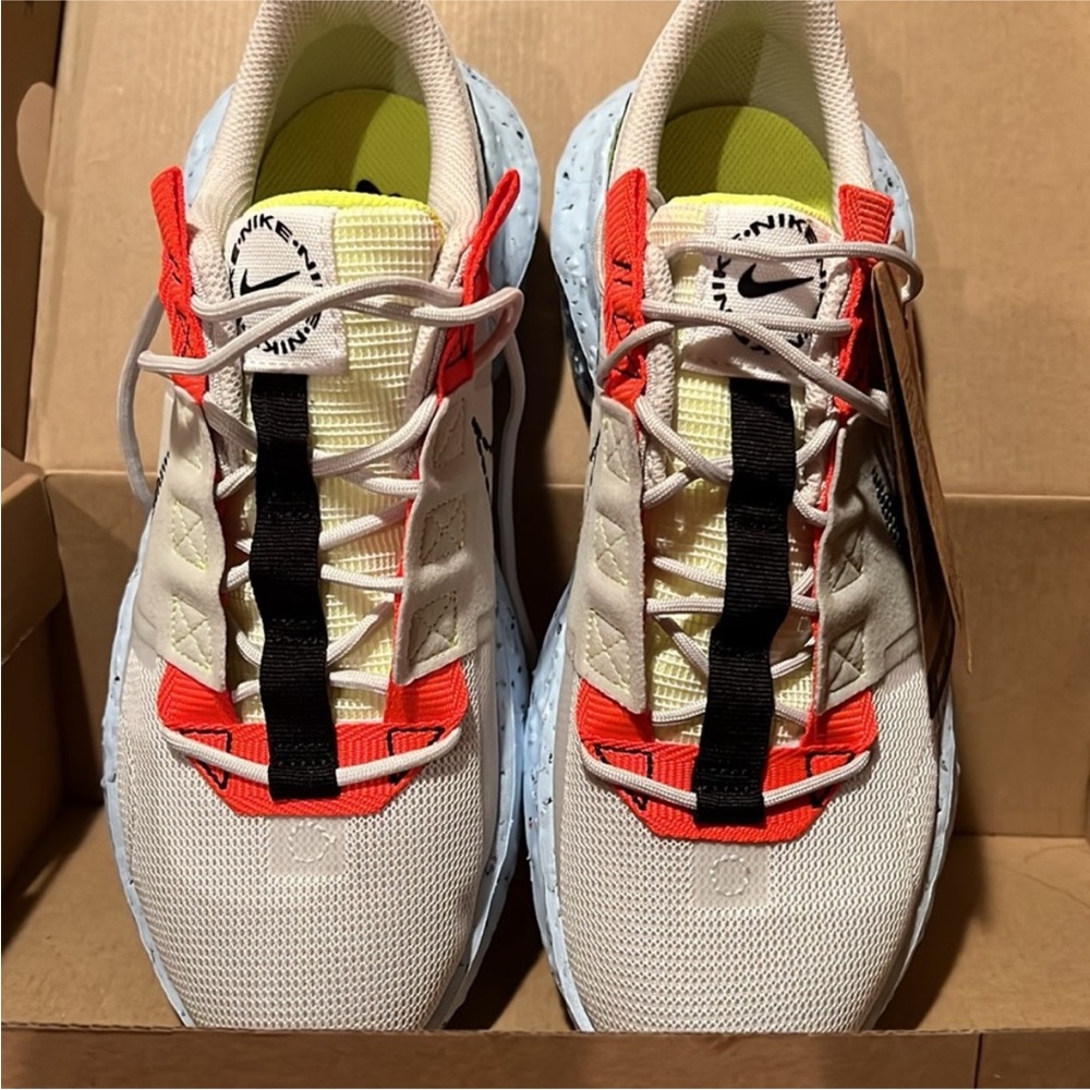 Nike Men's White and Red Sneakers